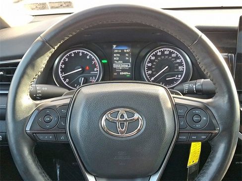 Certified 2023 Toyota Camry SE image 19