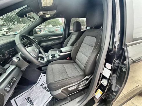 Certified 2026 GMC Terrain Elevation FWD image 18