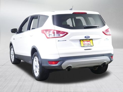 Used 2015 Ford Escape SE FWD image 5