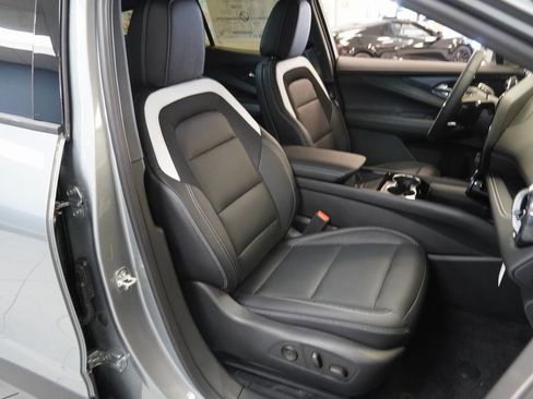 New 2026 Chevrolet Blazer EV LT image 25