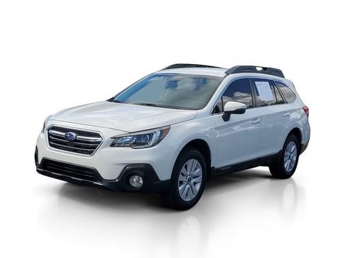 Used 2018 Subaru Outback 2.5i Premium AWD/4WD image 2