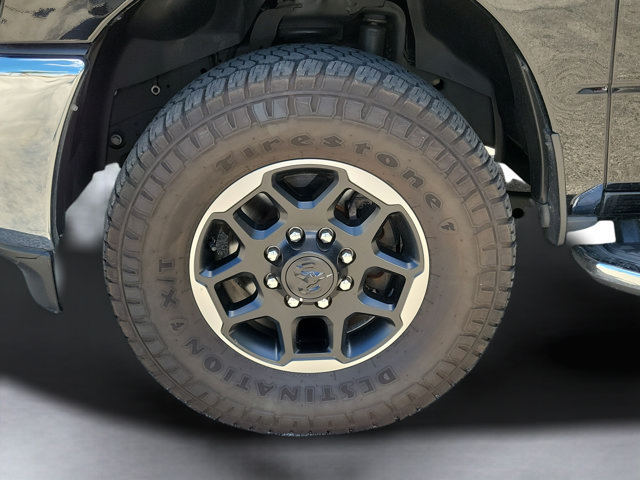 Used 2025 RAM 2500 Laramie AWD/4WD image 11