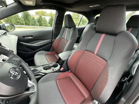 New 2025 Toyota Corolla SE image 16