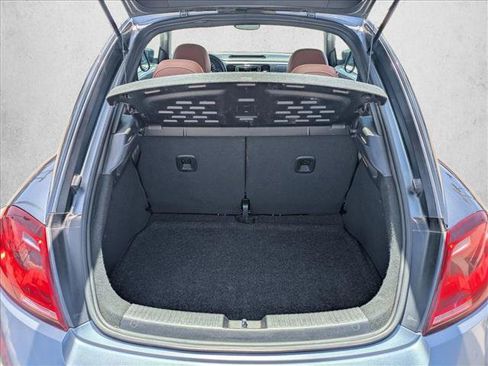 Used 2017 Volkswagen Beetle 1.8T FWD image 6