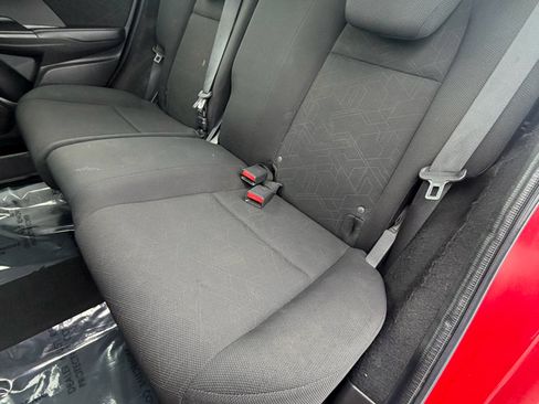 Used 2016 Honda Fit EX image 39