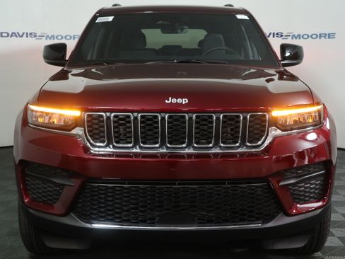 New 2026 Jeep Grand Cherokee Laredo AWD/4WD image 13