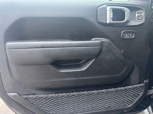 Used 2022 Jeep Wrangler Unlimited Rubicon 4xe w/ Cold Weather Group image 16