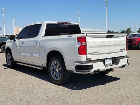 Used 2019 Chevrolet Silverado 1500 High Country w/ Technology Package AWD/4WD image 7