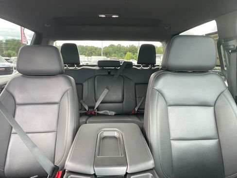 Used 2025 GMC Sierra 1500 SLT AWD/4WD image 26
