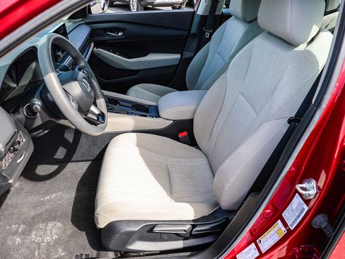 Certified 2023 Honda Accord LX image 9