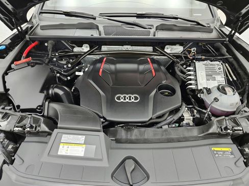 Used 2025 Audi SQ5 Premium Plus AWD/4WD image 16