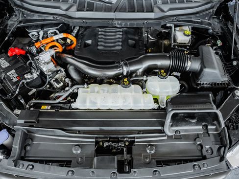 Used 2023 Ford F150 Lariat w/ Equipment Group 502A High image 18