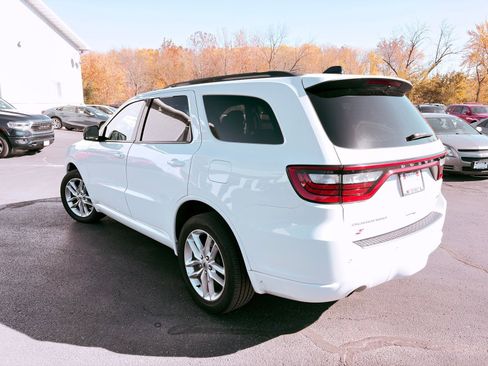 Used 2024 Dodge Durango GT image 9