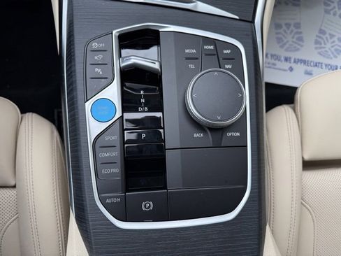 Used 2025 BMW i4 xDrive40i w/ Premium Package image 12