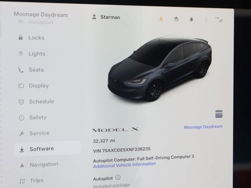 Used 2022 Tesla Model X image 24