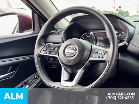 Used 2024 Nissan Sentra SV FWD image 18