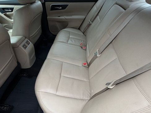 Used 2016 Nissan Altima 2.5 SL w/ Moonroof Package image 23