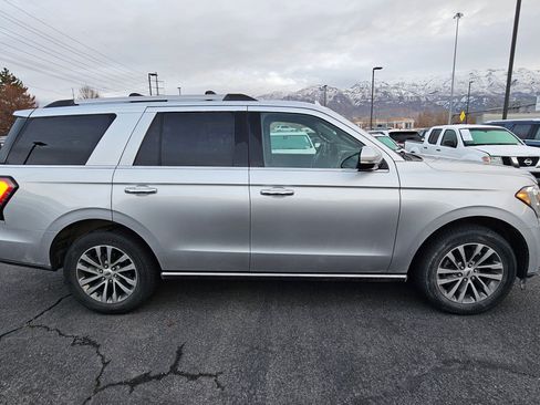 Used 2018 Ford Expedition Limited image 2