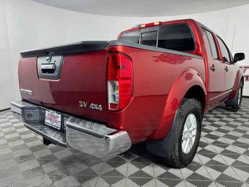 Used 2018 Nissan Frontier SV image 25