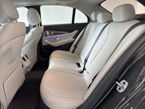 Used 2022 Mercedes-Benz E 350 4MATIC Sedan w/ AMG Line Exterior image 50