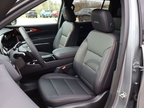 New 2026 Chevrolet Traverse Z71 w/ Enhanced Driving Package image 17