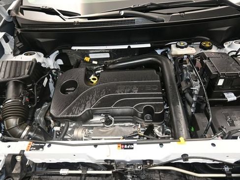 Used 2023 Chevrolet Equinox LS w/ LS Convenience Package FWD image 31