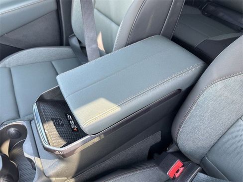 New 2026 GMC Terrain AT4 w/ Technology Package II image 21