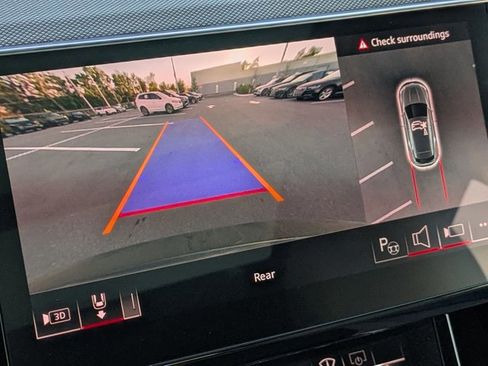 Used 2024 Audi Q8 e-tron Prestige w/ Prestige Package image 12