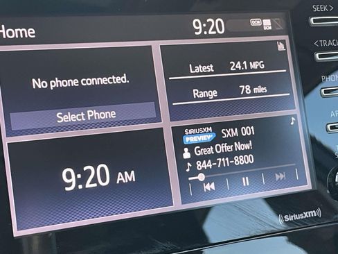 Used 2021 Toyota Camry SE FWD image 27