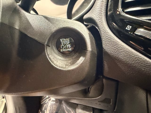 Used 2018 Jeep Compass Limited w/ Navigation Group AWD/4WD image 46