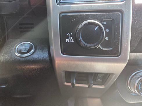 Used 2019 Ford F250 Platinum w/ Platinum Ultimate Package AWD/4WD image 22