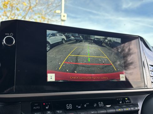 Used 2025 Toyota Camry XSE image 22