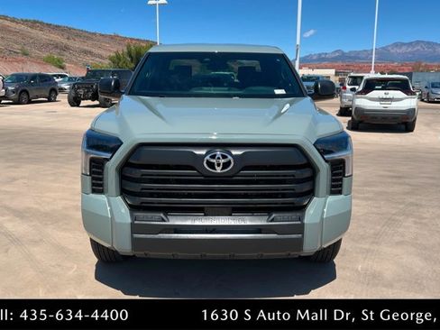 Used 2026 Toyota Tundra SR5 w/ SR5 Convenience Package AWD/4WD image 8