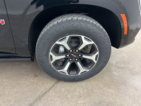 New 2026 GMC Yukon AT4 Ultimate image 13