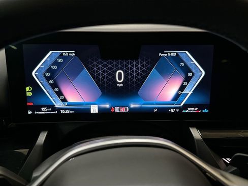 Used 2025 BMW 530i image 9