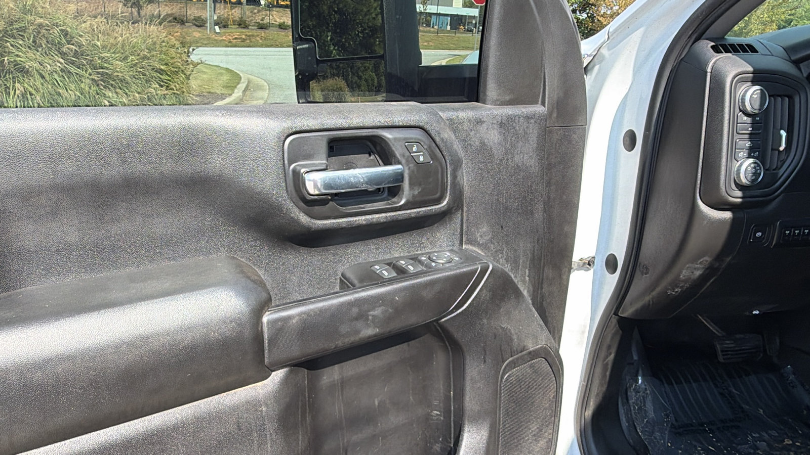 Used 2020 GMC Sierra 3500 4x4 Crew Cab w/ Convenience Package image 14