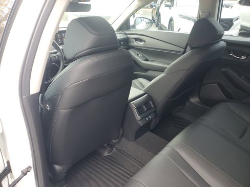 New 2025 Honda Accord EX-L image 9