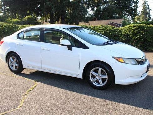Used 2012 Honda Civic LX image 2