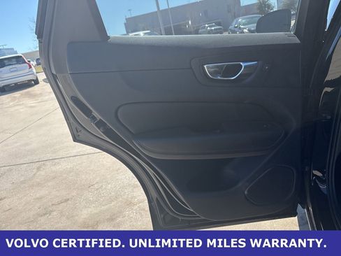 Certified 2024 Volvo XC60 B5 Ultimate w/ Protection Package Premier image 20
