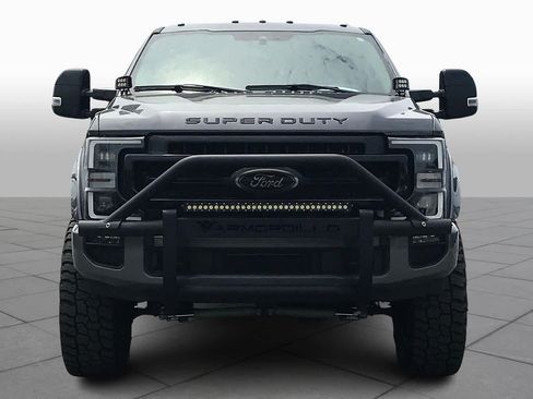 Used 2021 Ford F250 Lariat AWD/4WD image 4