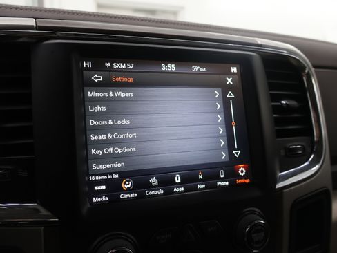 Used 2018 RAM 3500 Laramie image 58