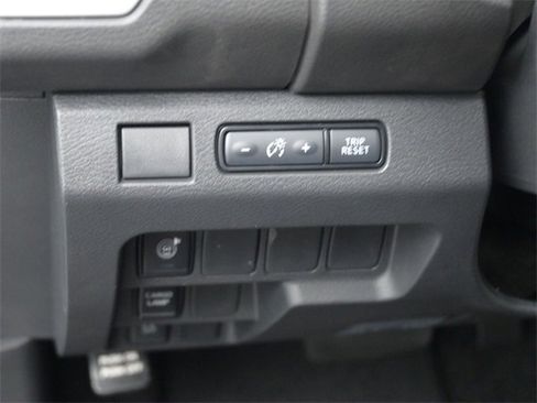 New 2026 Nissan Frontier SV w/ Tow Package image 21