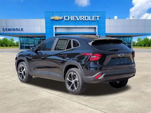 New 2026 Chevrolet Trax RS w/ Driver Confidence Package FWD image 3