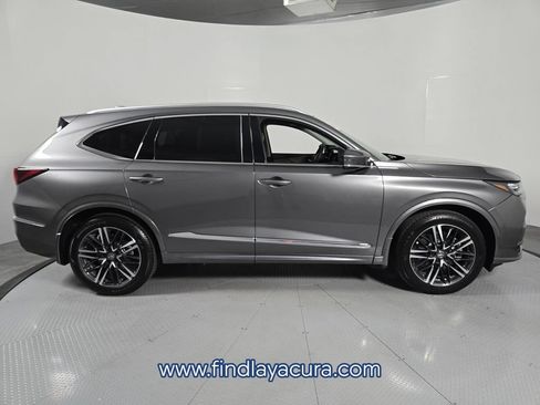 Used 2026 Acura MDX SH-AWD w/ Advance Package image 11