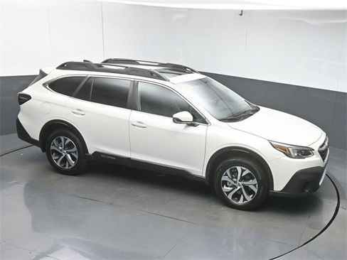 Certified 2021 Subaru Outback Limited w/ Popular Package #2 image 43