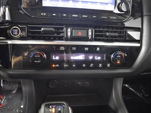 Used 2024 Nissan Pathfinder SL w/ Cargo Package AWD/4WD image 25