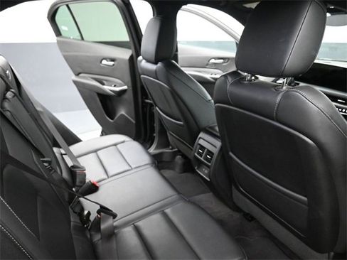 Used 2024 Cadillac XT4 Premium Luxury image 22