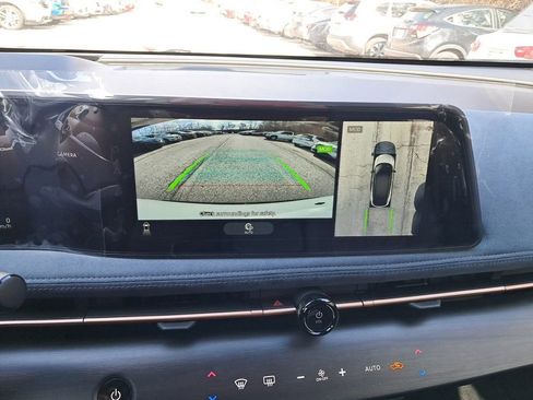 New 2025 Nissan Ariya Platinum image 21