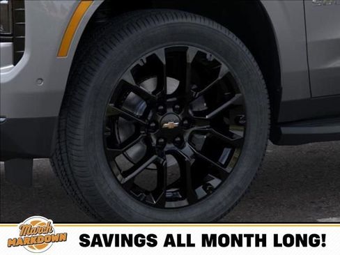 New 2026 Chevrolet Suburban Premier image 9