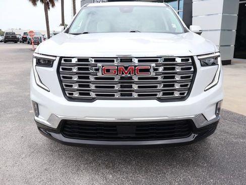 Used 2025 GMC Acadia Denali FWD image 3